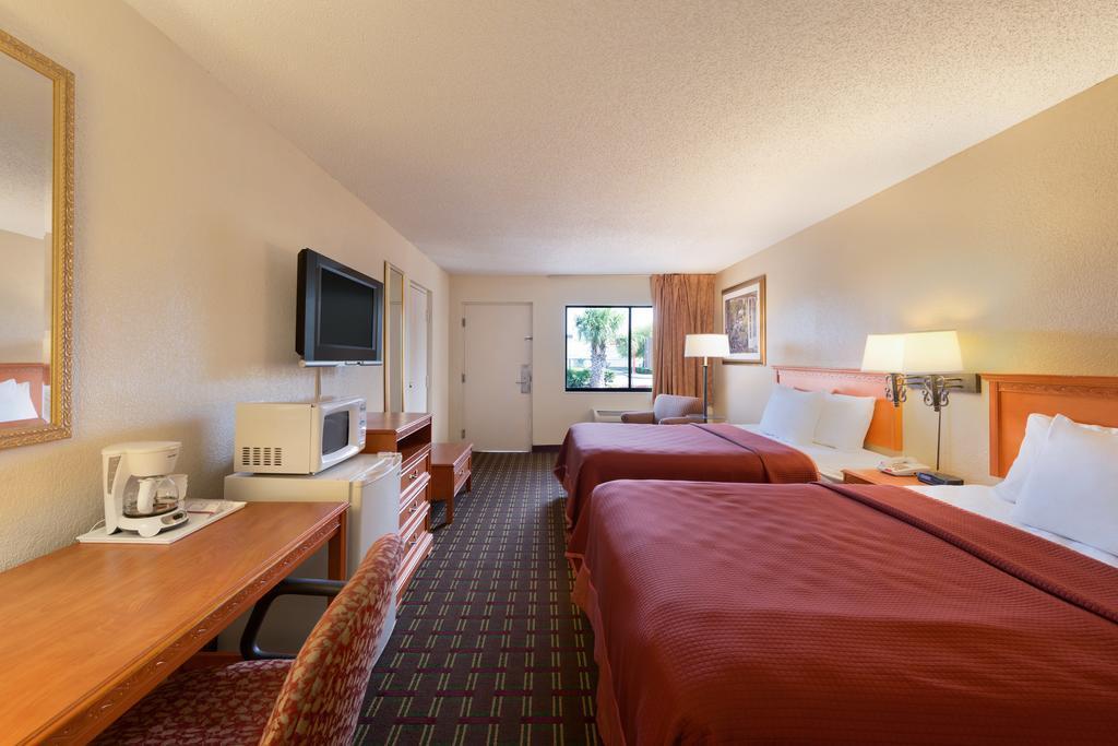Rodeway Inn Port Richey North Extérieur photo