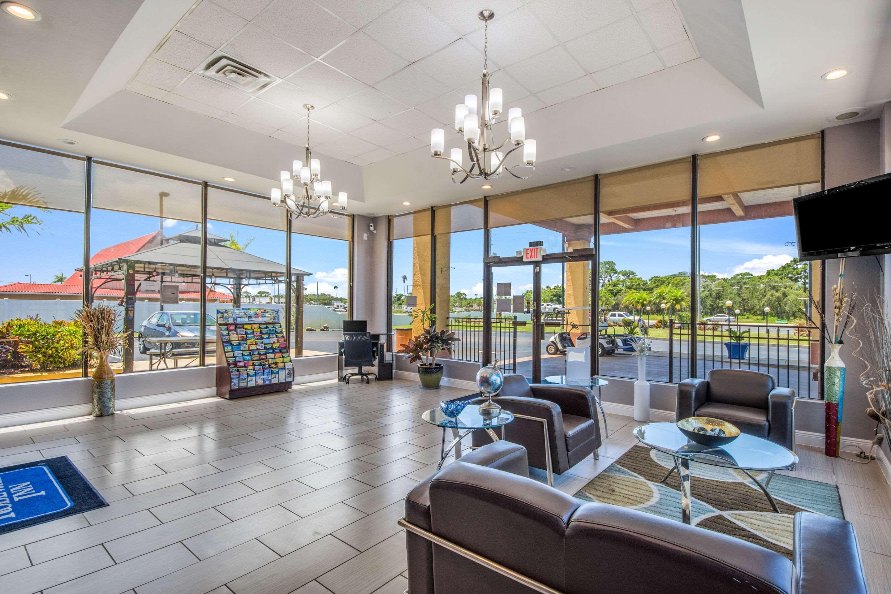 Rodeway Inn Port Richey North Extérieur photo