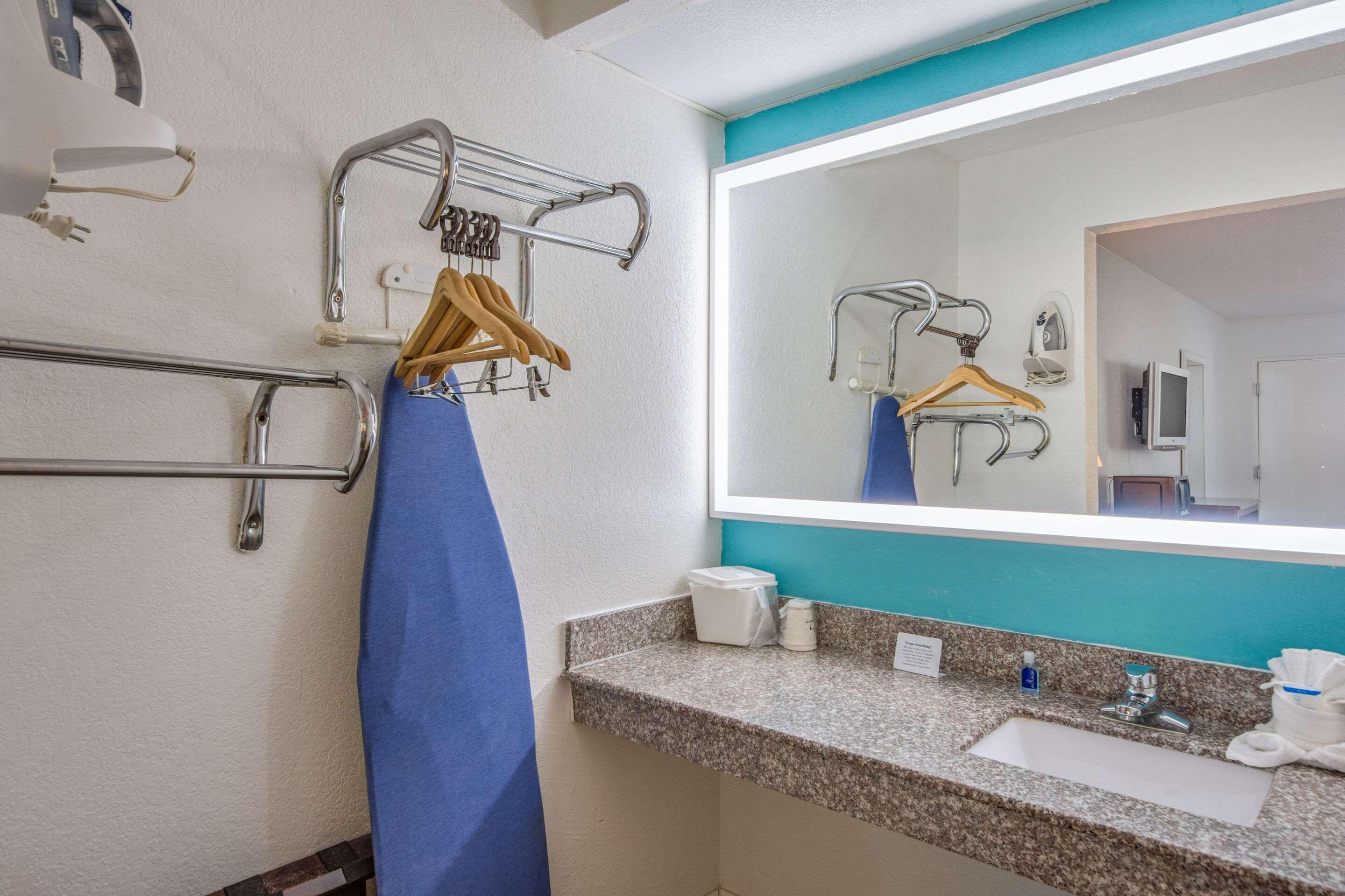 Rodeway Inn Port Richey North Extérieur photo
